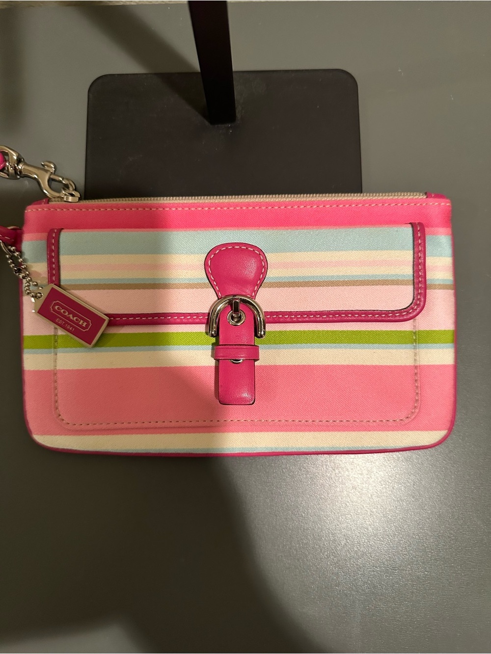 Coach Vintage Y2K SoHo multicolored stripe Pink Leather Trim wristlet - Picture 4 of 11